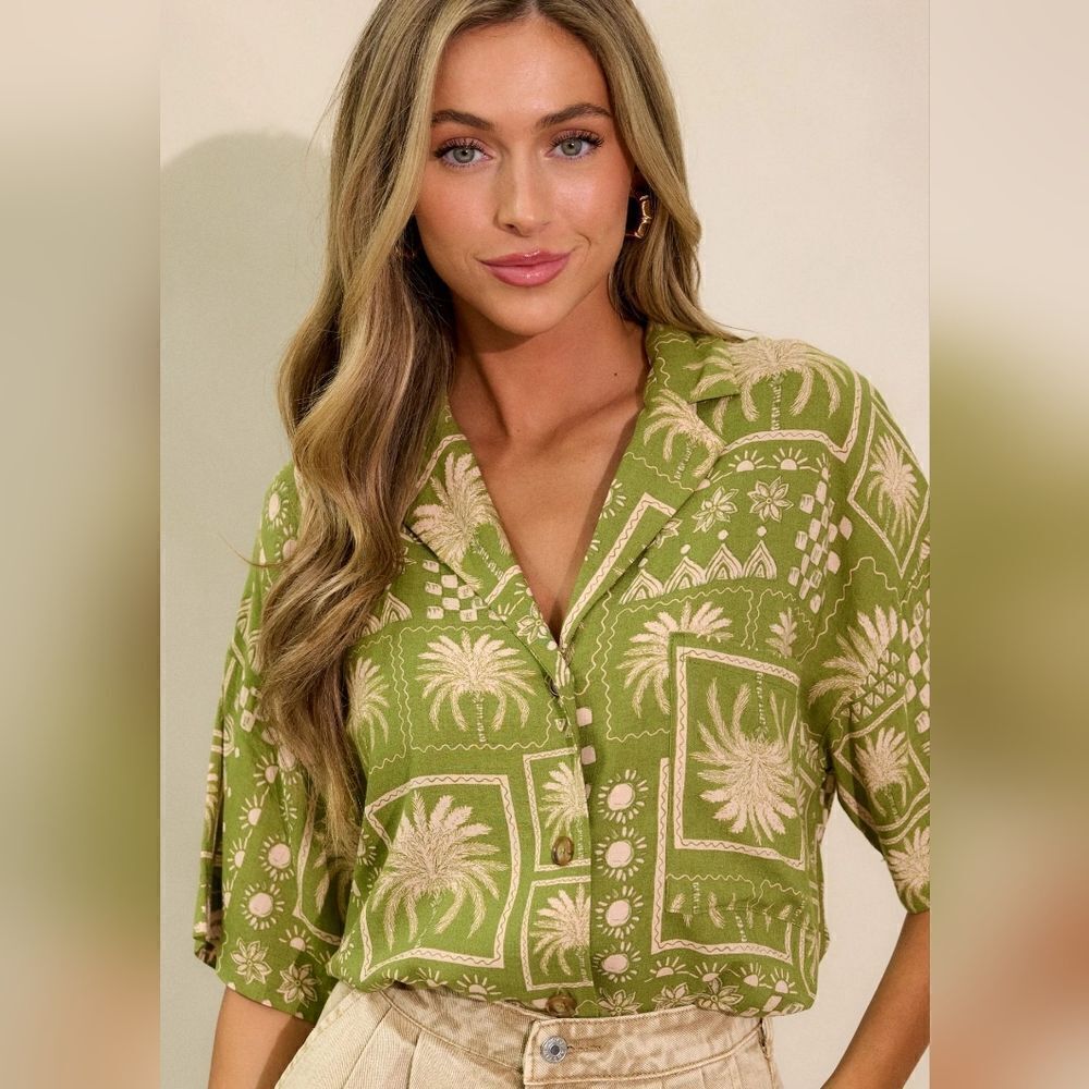 Tropical Print Top Size M